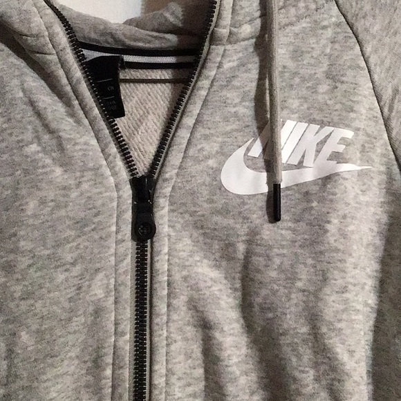 Nike Hooded Sweatshirts - Picture 1 of 4